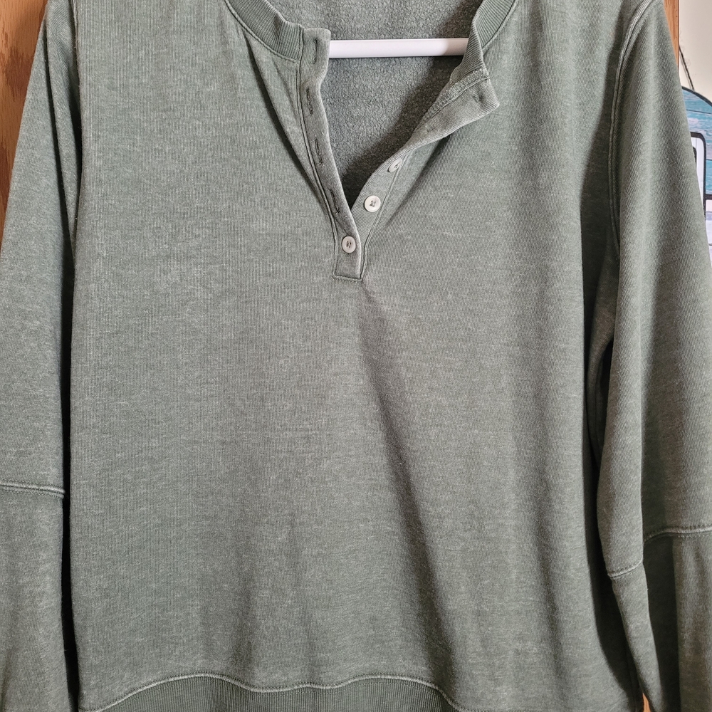 Ocean Drive Green Sweatshirt